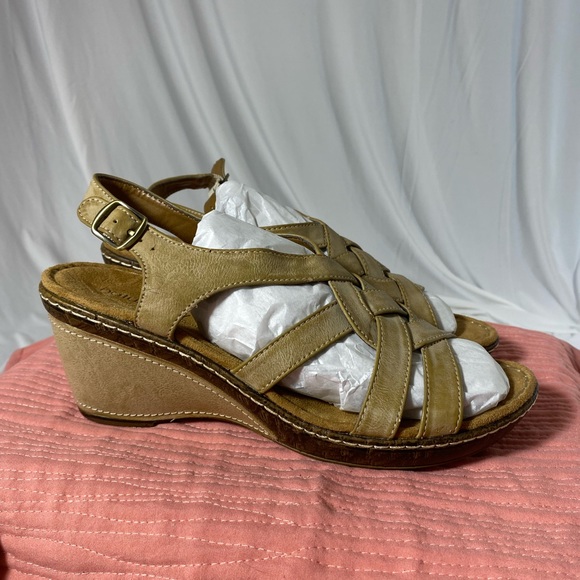 NaturalSoul by Naturalizer Women’s sandal, size 9 - Picture 5 of 14